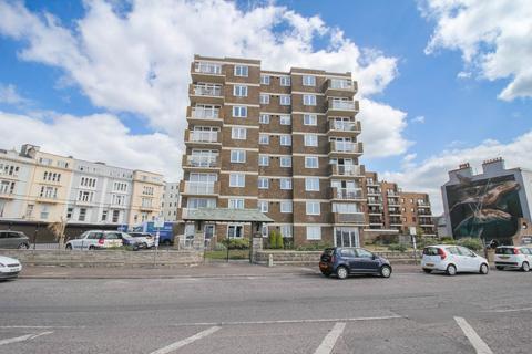 Glentworth Court*Top Floor Flat*Fantastic Views*Priced to Sell*