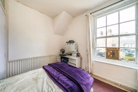 3 bedroom flat for sale, Palissy Street, London E2