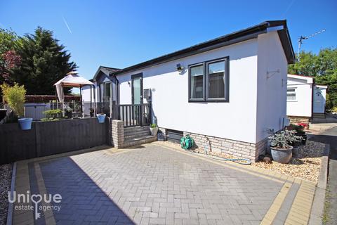 2 bedroom park home for sale, Lilac Drive,  Poulton-le-Fylde, FY6