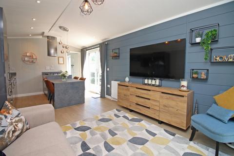 2 bedroom park home for sale, Lilac Drive,  Poulton-le-Fylde, FY6