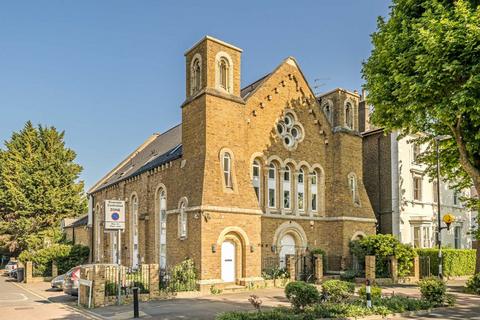 Maple Road, Surbiton KT6