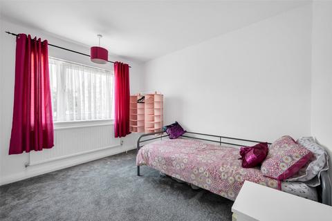 28, Camden Court, 1 Woolwich Road, Belvedere, DA17 5EF