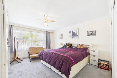 4 bedroom end of terrace house for sale, Cranwell Close, Bransgore, Christchurch, Dorset, BH23