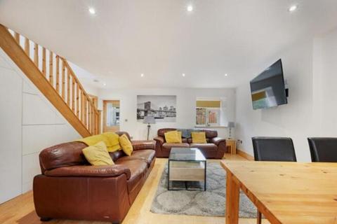 undefined, 14 Delenty Drive