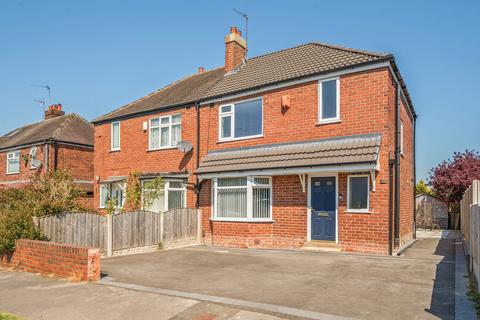 undefined, Gledhow Park Avenue, Leeds LS7