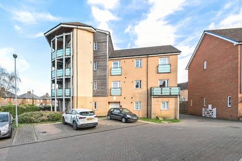 Daimler Drive, Bedfordshire LU6