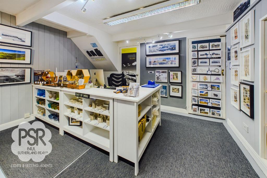 Lounge / Shop Floor
