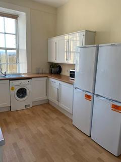 5 bedroom flat to rent, Castle Street, City Centre DD1