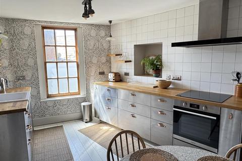 2 bedroom cottage for sale, Cliff Street, Mevagissey, St. Austell