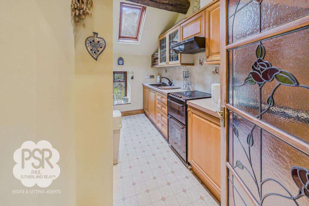 Upper Kitchenette