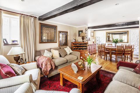 undefined, Christmas Hill, Shalford, Guildford, Surrey, GU4