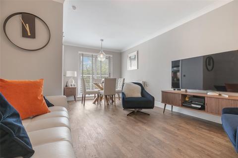 2 bedroom retirement property for sale, Flat 6 Carleton Court, 8 Fenwick Road, Giffnock, Glasgow, G46