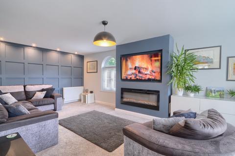 4 bedroom detached house for sale, Wroxham Close, Elm Tree