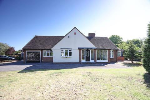 3 bedroom detached bungalow for sale, Roe Lane, Westlands, ST5