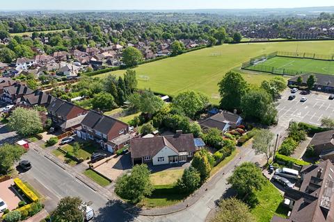 3 bedroom detached bungalow for sale, Roe Lane, Westlands, ST5