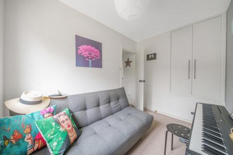 25 Maple Drive, Kings Worthy, Winchester, SO23 7NG