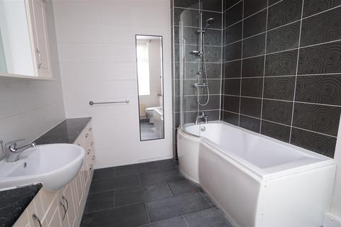 57 Hatfield Road, Bradford, BD2 4QX