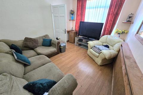 1 Maidstone Road, Lowestoft, NR32 2AY