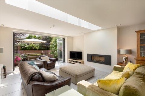 undefined, Somerset Road, Wimbledon, London, SW19