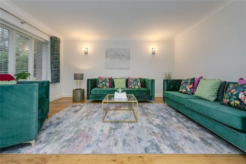Fairbourne House Old Avenue, West Byfleet, KT14 6AE