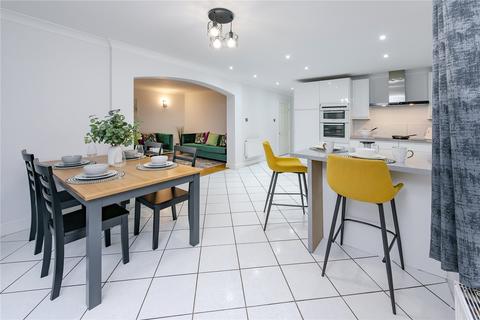 Fairbourne House Old Avenue, West Byfleet, KT14 6AE