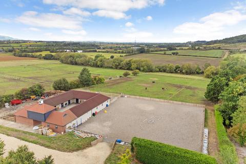 undefined, Lenchwick, Evesham, Worcestershire, WR11