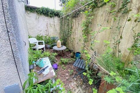 2 bedroom terraced house for sale, Park Terrace, Carmarthen