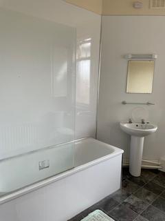 2 bedroom flat to rent, Derwent Street, Chopwell NE17