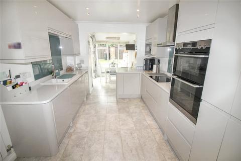 4 bedroom detached house for sale, Henman Close, Wiltshire SN25