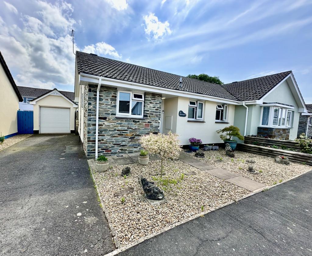 3 Bedroom Bungalow  for Sale