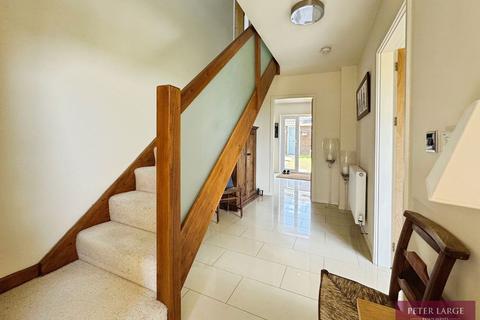 13 Llys Clwyd, St Asaph, LL17 0UA