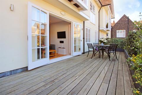 2 bedroom apartment to rent, Mercery Lane, Canterbury