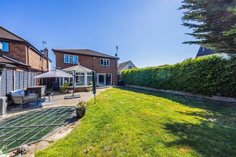 21 Brays Lane, Rochford, SS4 3DP