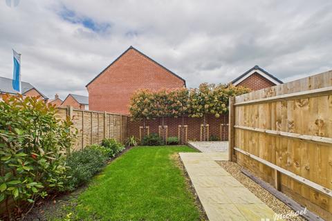 4 bedroom semi-detached house for sale, Armstrongs Fields, Kingsbrook, Aylesbury