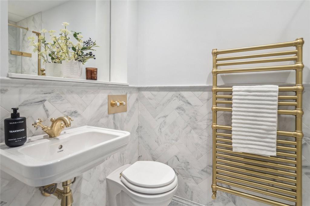 Bedroom 2 En Suite