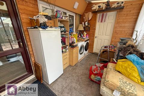 3 bedroom semi-detached house for sale, Cotley Road, Leicester, LE4