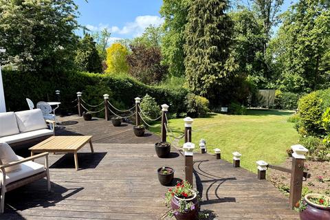 59 Earlswood Common, Earlswood, Solihull, B94 5SJ