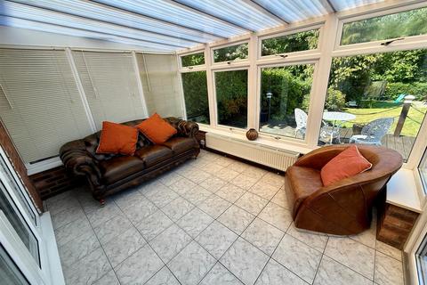 59 Earlswood Common, Earlswood, Solihull, B94 5SJ