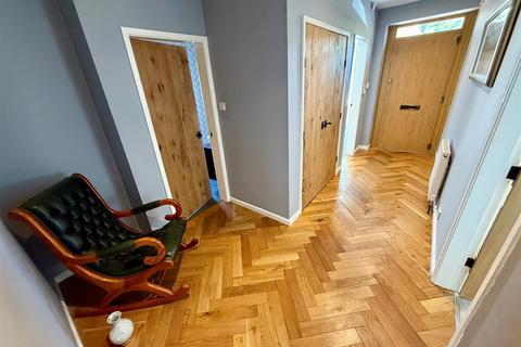 59 Earlswood Common, Earlswood, Solihull, B94 5SJ