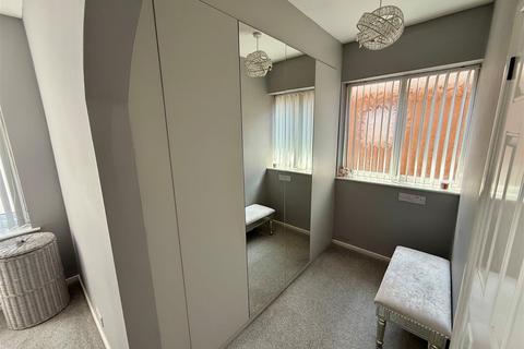 59 Earlswood Common, Earlswood, Solihull, B94 5SJ