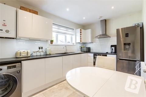 7 Redruth Road, Romford, RM3 9SL