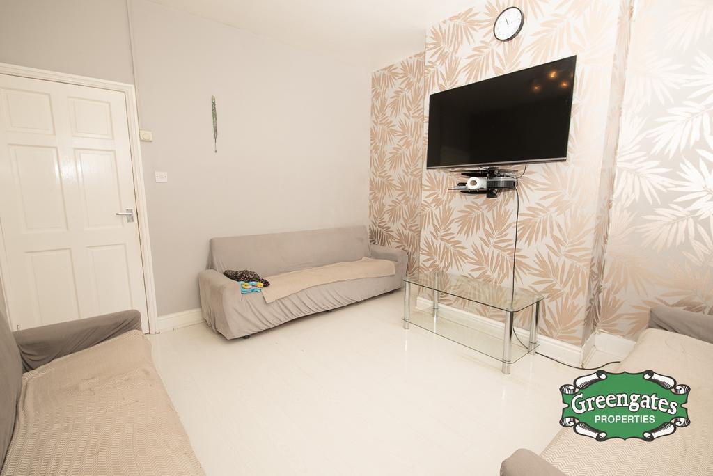 30 Western Lne12