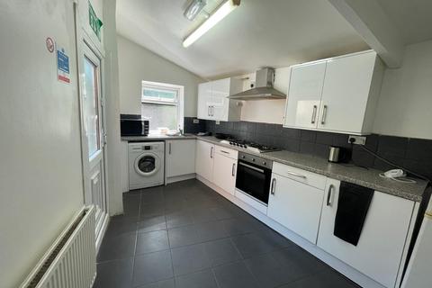 6 bedroom end of terrace house for sale, Birmingham B8