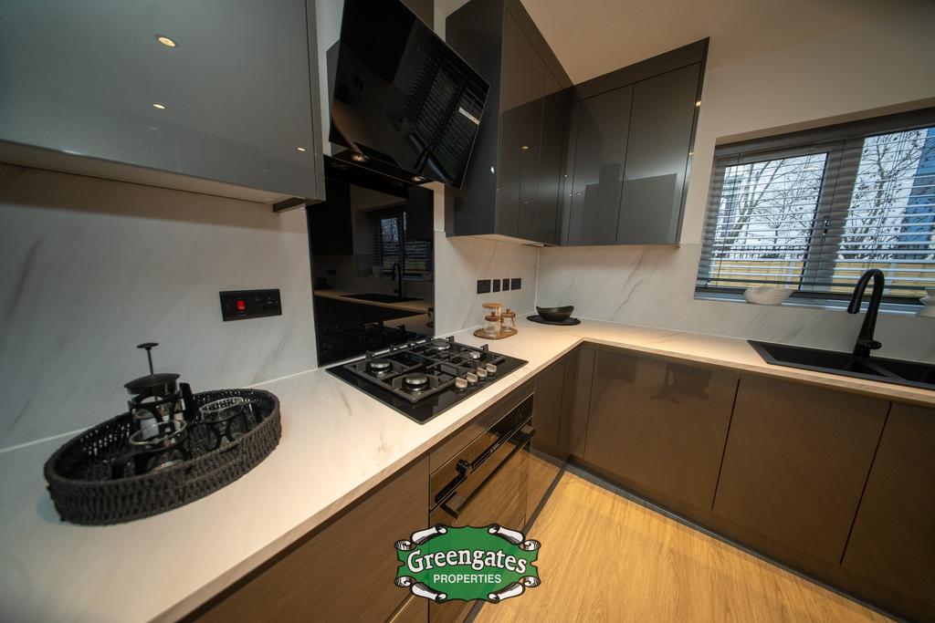 Deen Crescent-09