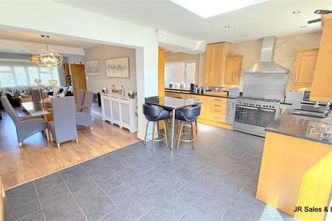undefined, Cuffley Hill, Goffs Oak
