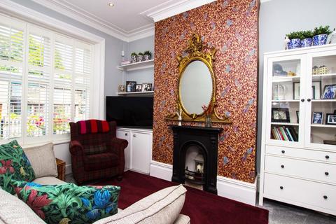 49 Cemetery Road, Darwen, BB3 2LZ