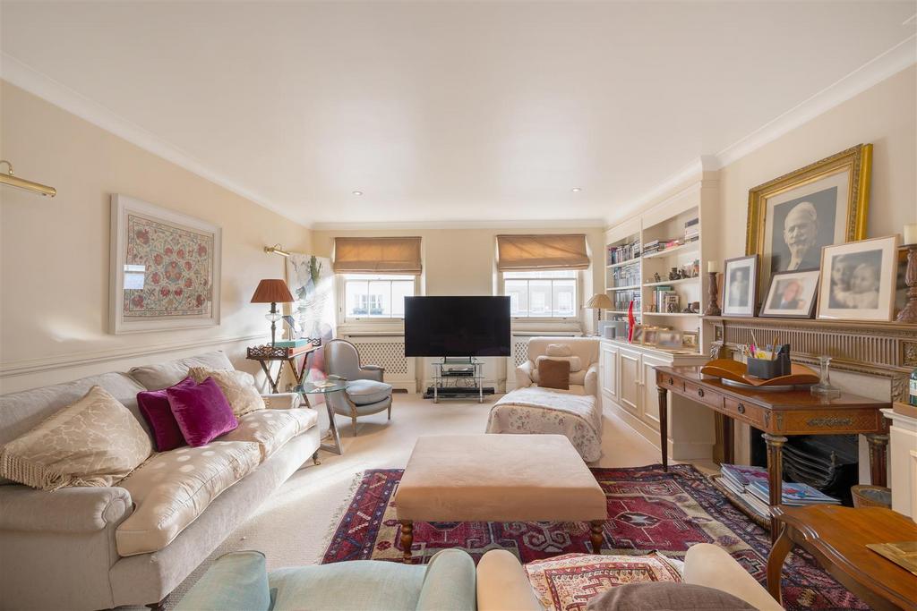 Flat 3, 3 Eaton Place Hi-15.jpg