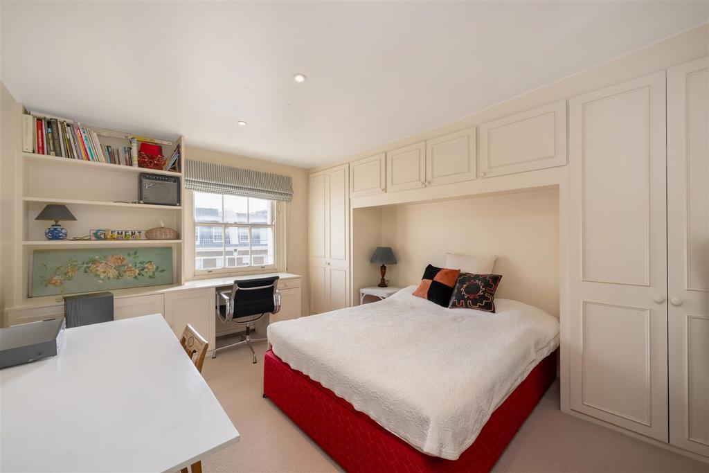 Flat 3, 3 Eaton Place Hi-25.jpg