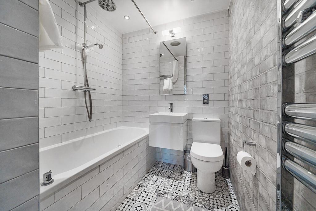 1295064-20-682b77...