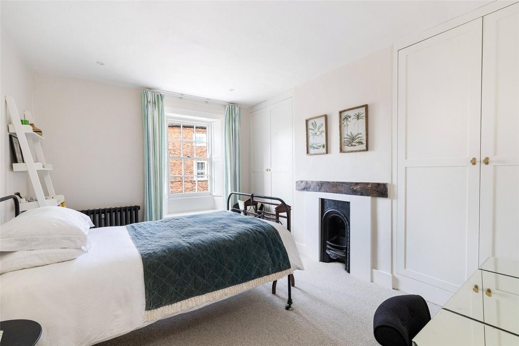 1 of 4 Bedrooms